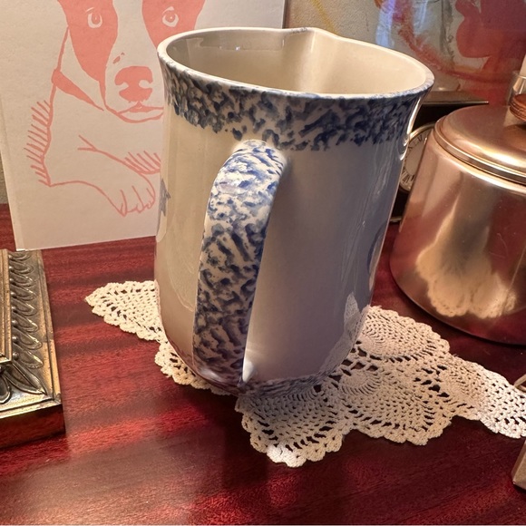 Tienshan Folk Craft Cream & Blue Sponge Paint Pitcher - Heart & Cow - 64 Oz - Picture 7 of 8